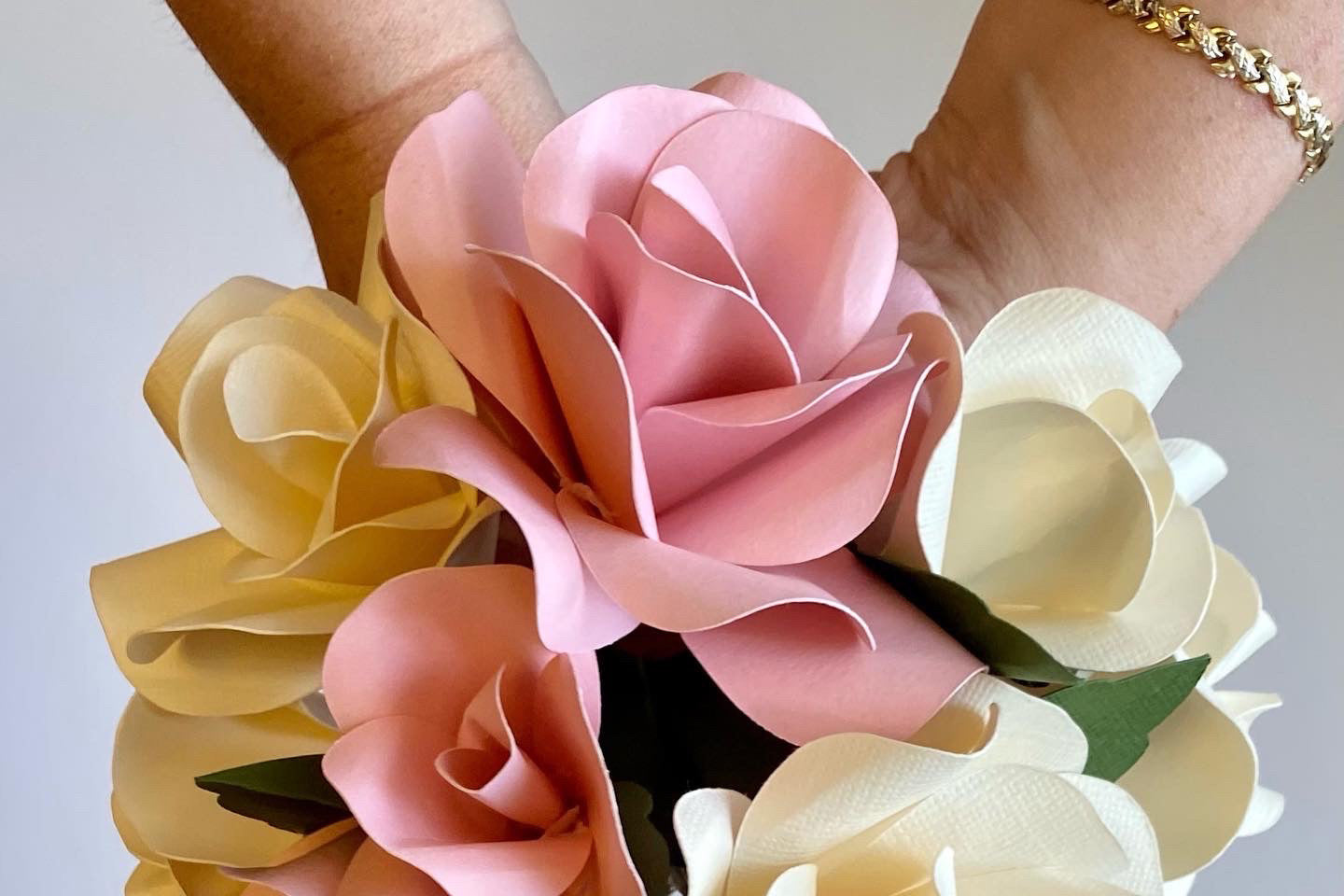 How to Make Beautiful Crepe Paper Flower Bouquet - DIY Tutorials